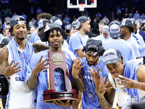 North Carolina Tar Heels sweat out road win over Minnesota.